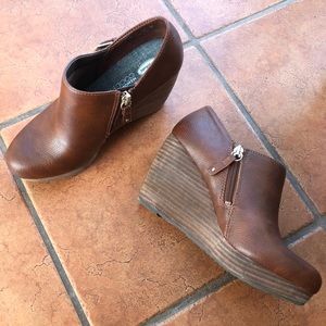 Dr. Scholls wedge heels